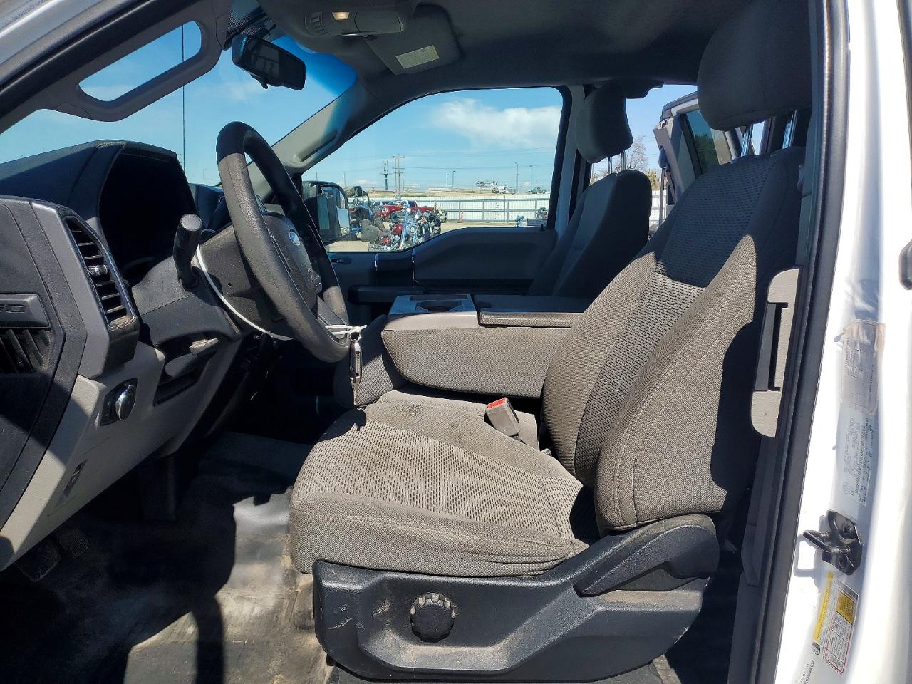 2017 FORD F150 SUPER CAB photo 13