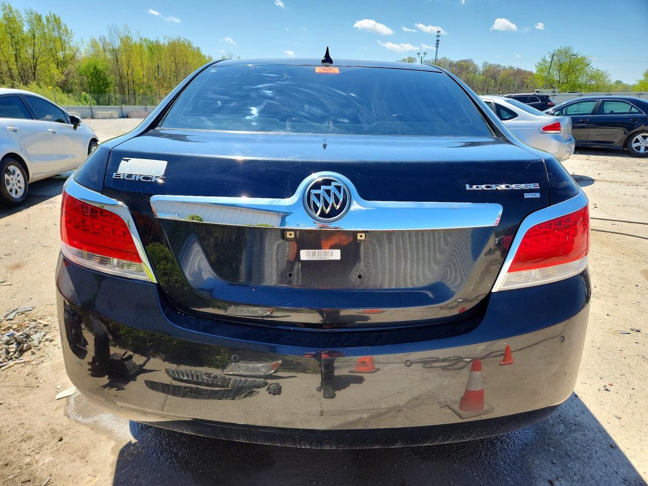 2010 BUICK LACROSSE CXL photo 11
