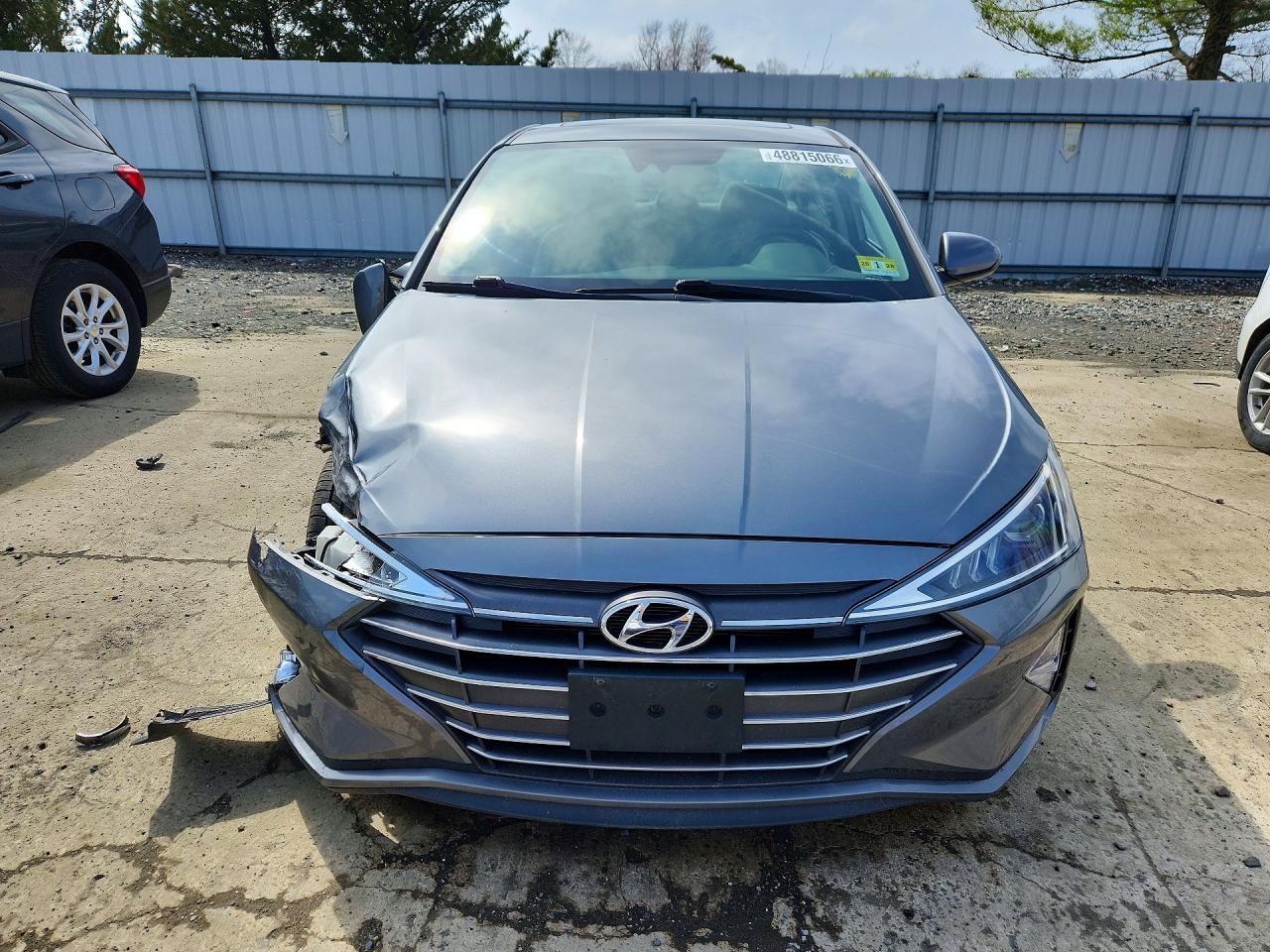 2019 HYUNDAI ELANTRA VALUE EDITION photo 13
