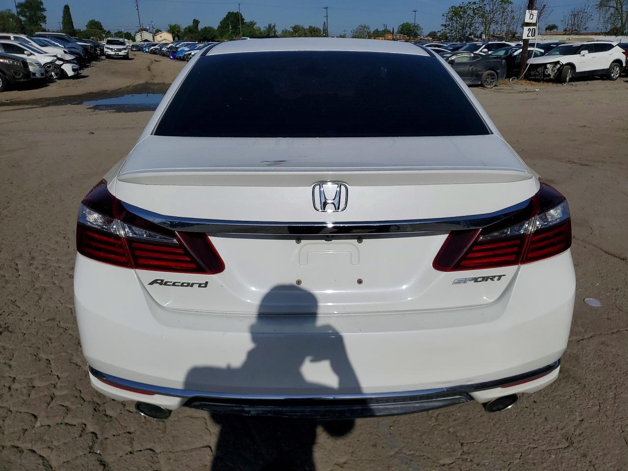 2017 HONDA ACCORD SPORT photo 11