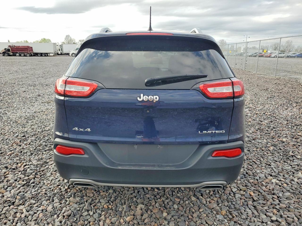 2015 JEEP CHEROKEE LIMITED photo 11