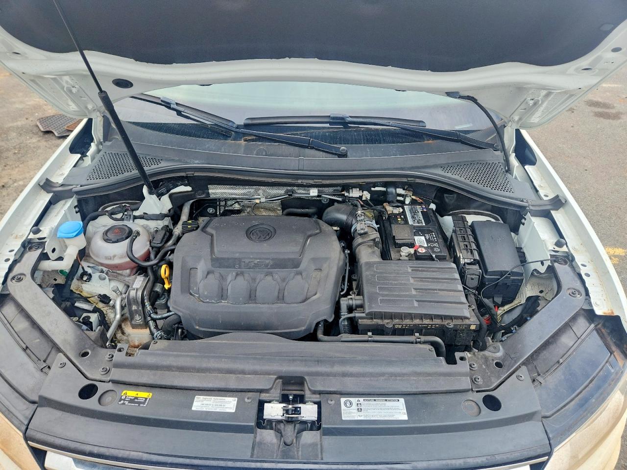 2020 VOLKSWAGEN TIGUAN SE photo 11