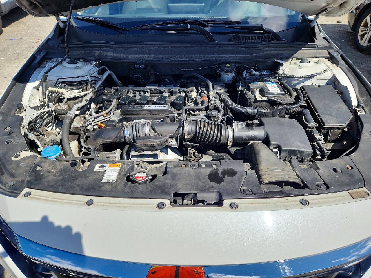 2018 HONDA ACCORD EX photo 31