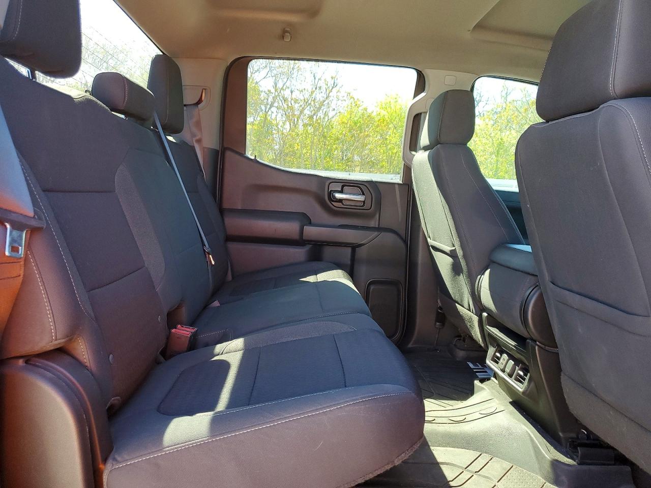 2021 CHEVROLET SILVERADO K1500 LT photo 19
