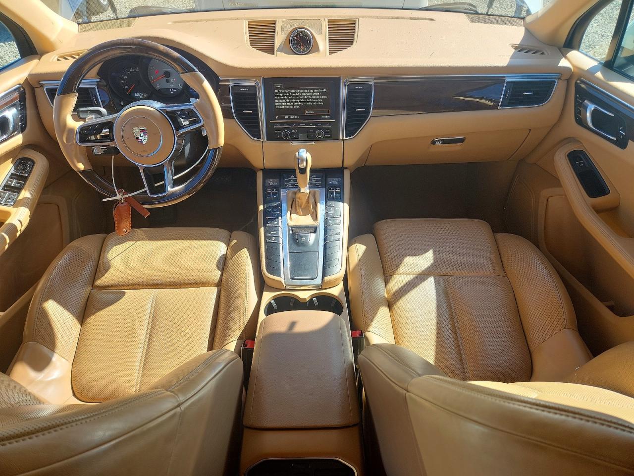 2016 PORSCHE MACAN S photo 8