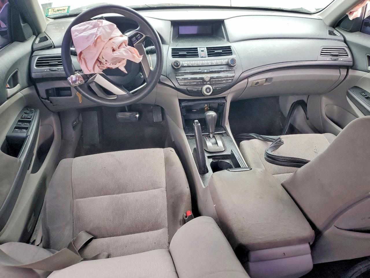 2010 HONDA ACCORD LX photo 8