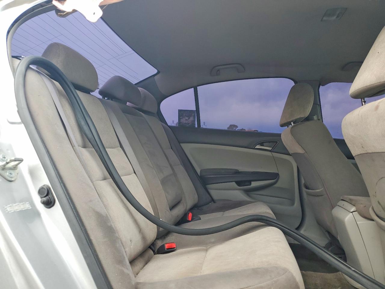 2010 HONDA ACCORD LX photo 10