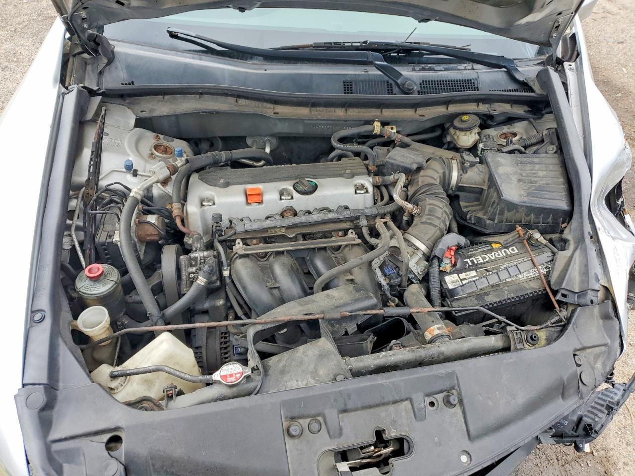 2010 HONDA ACCORD LX photo 11