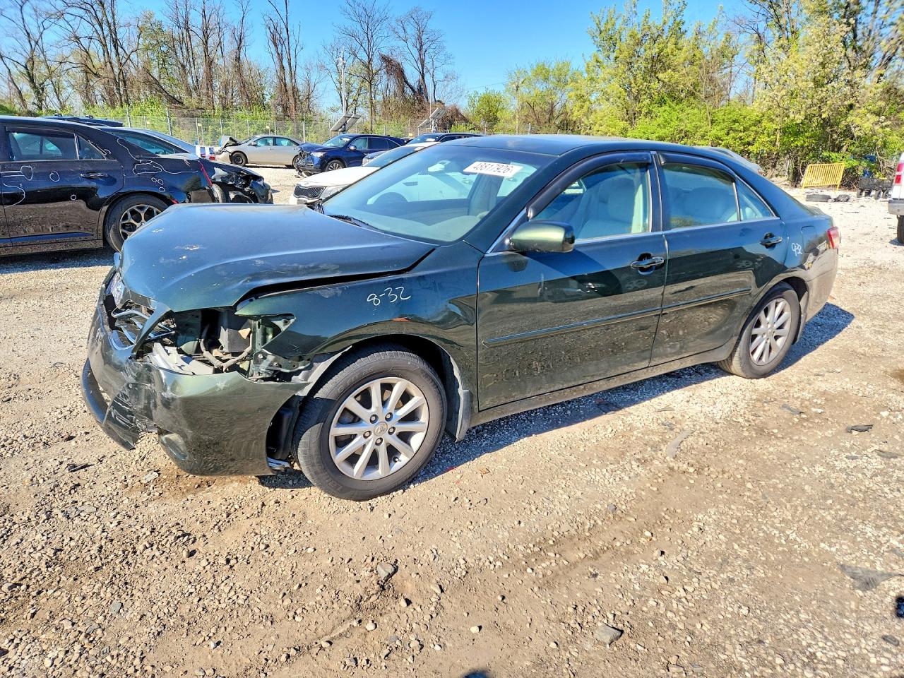 2011 TOYOTA CAMRY
