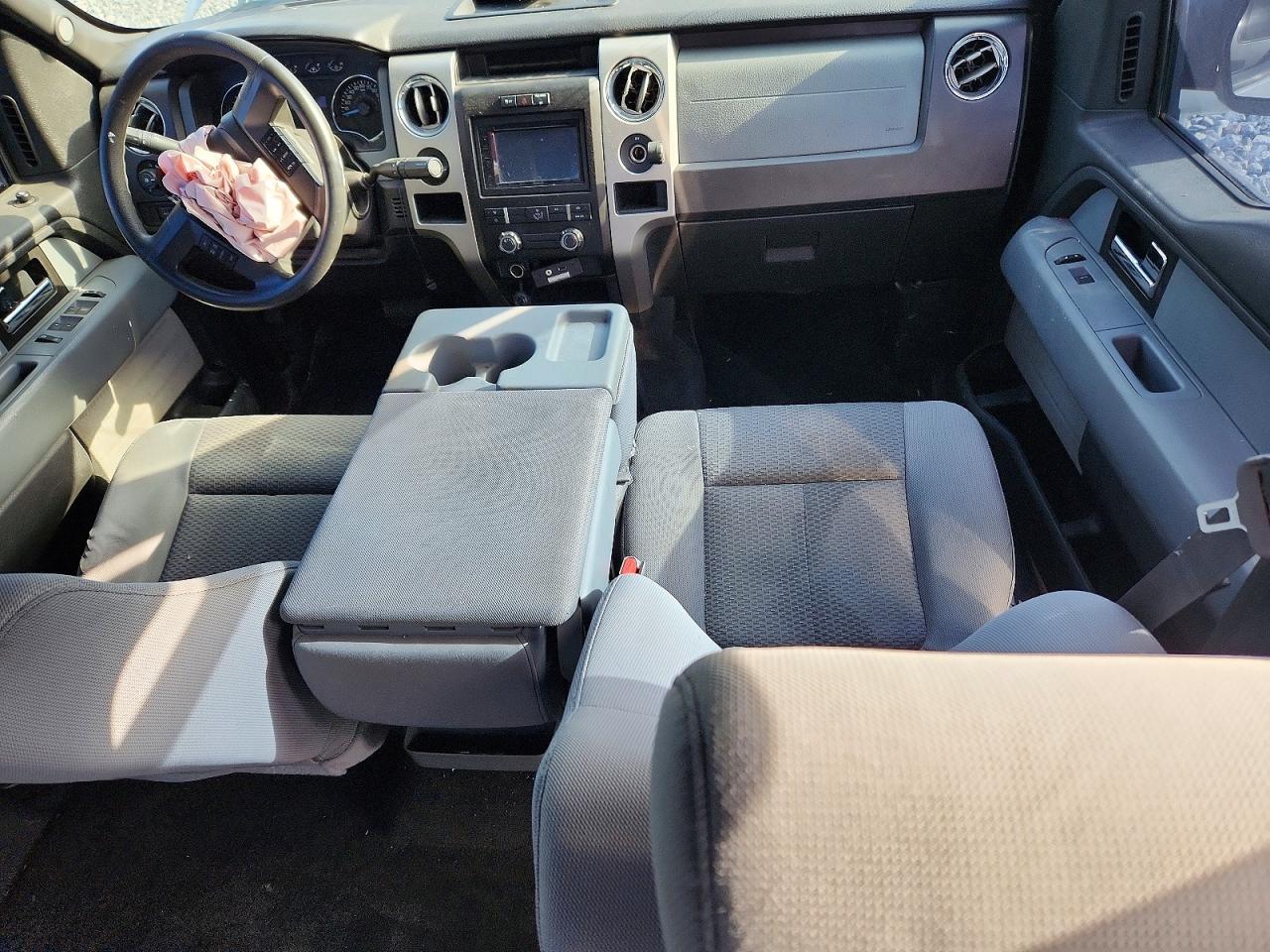 2014 FORD F150 photo 22