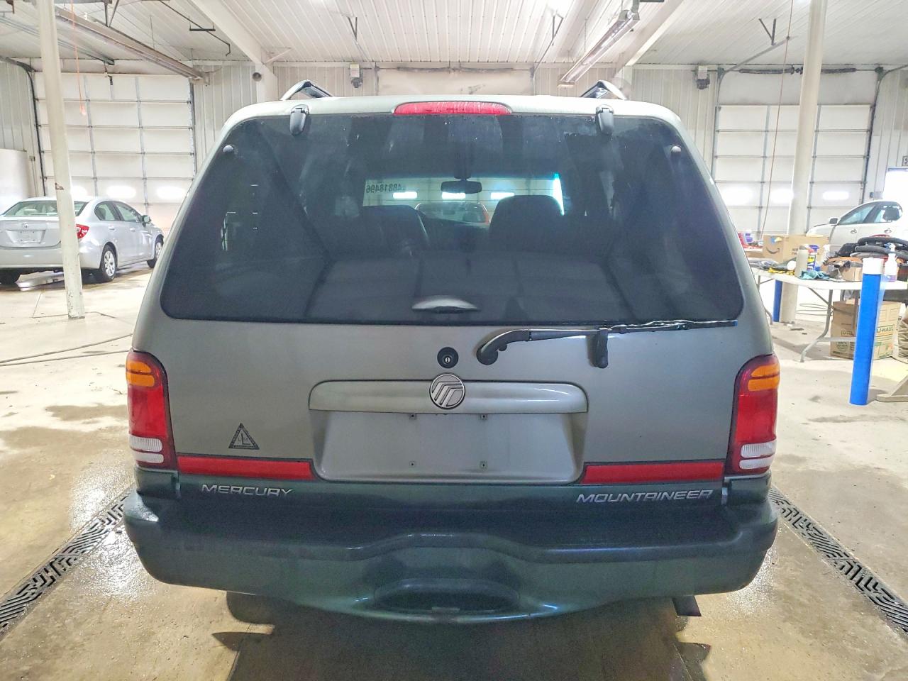 1999 MERCURY MOUNTAINEER photo 11