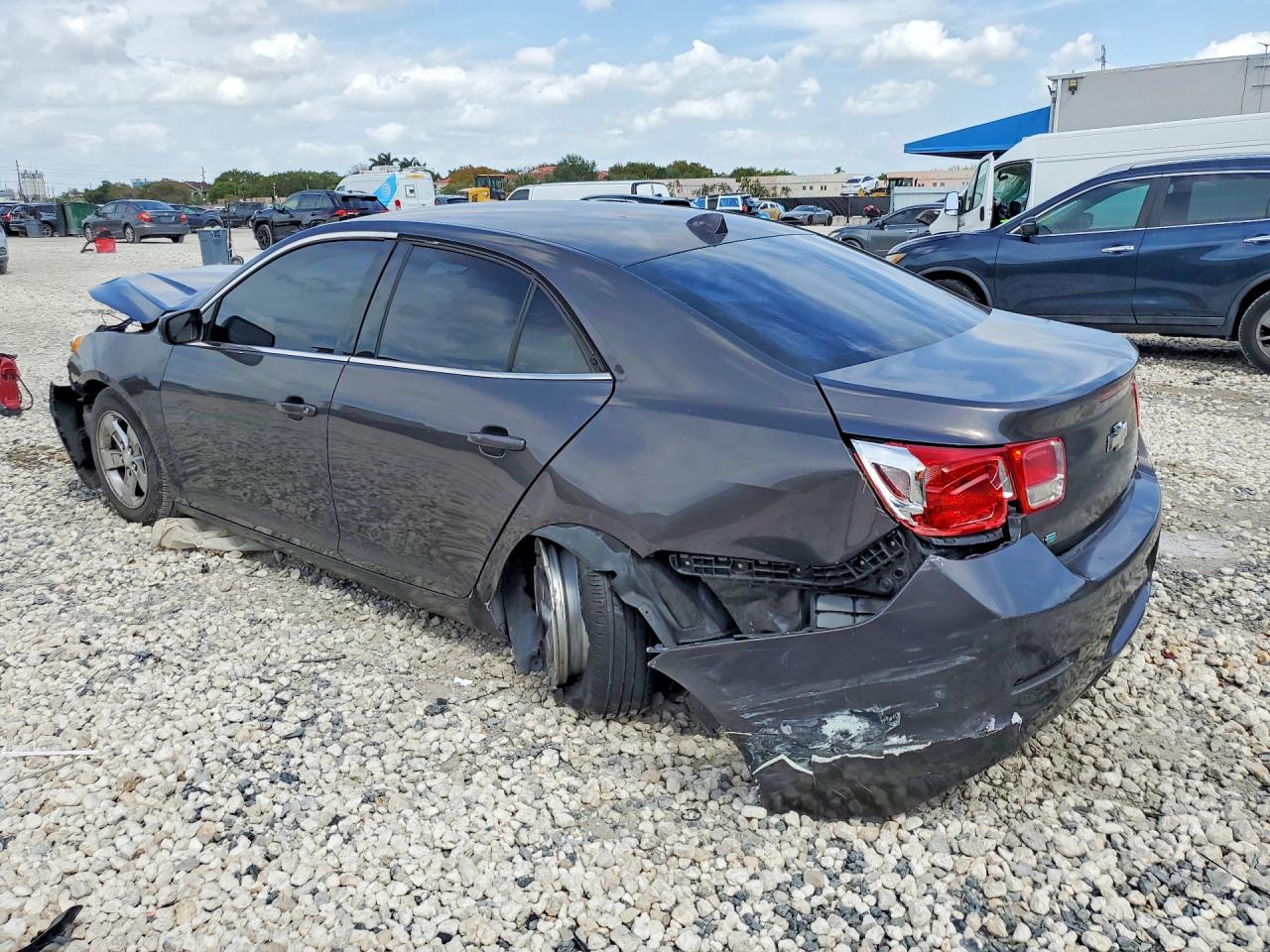 2013 CHEVROLET MALIBU 1LT photo 2
