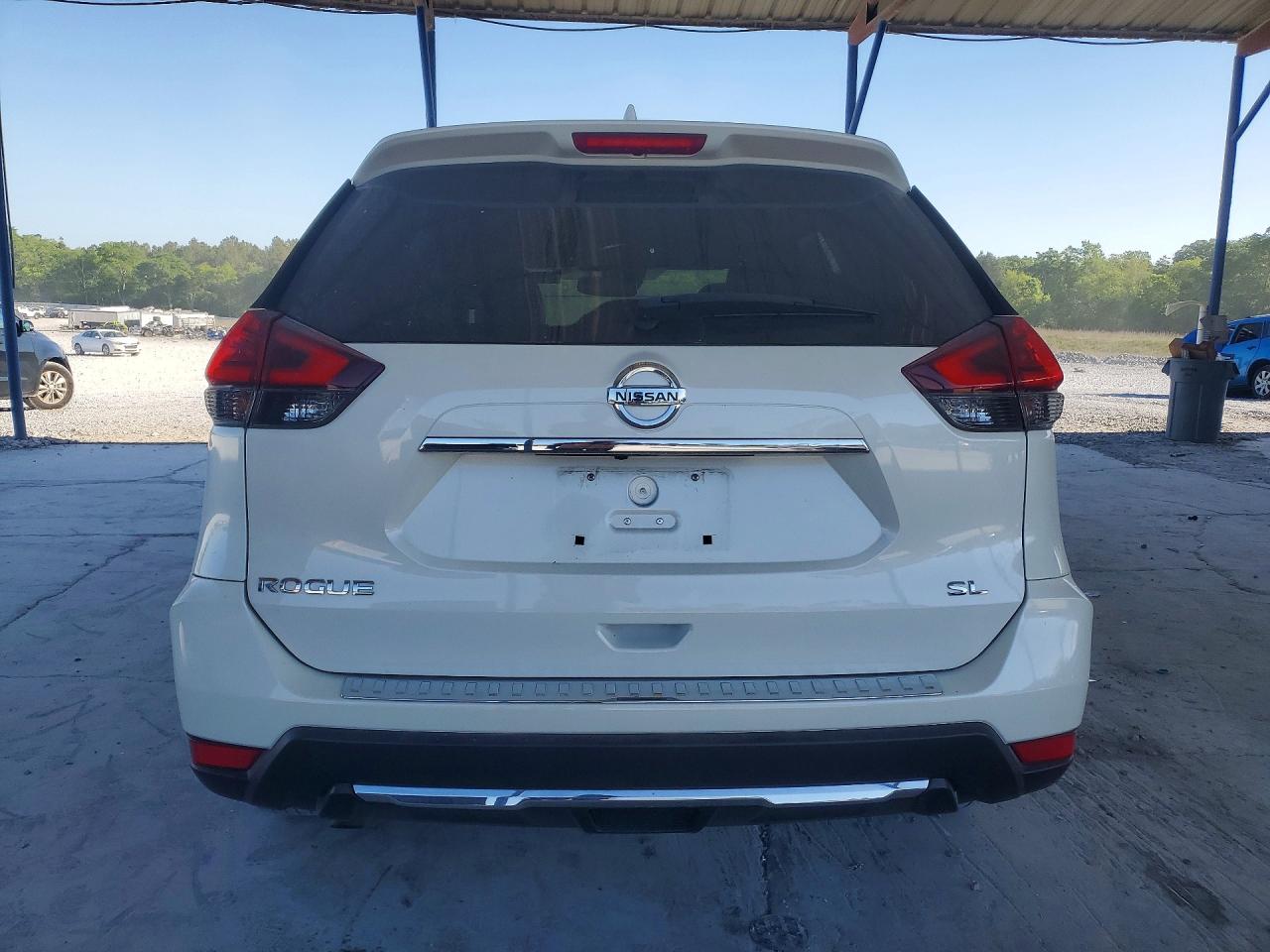 2017 NISSAN ROGUE SL photo 6