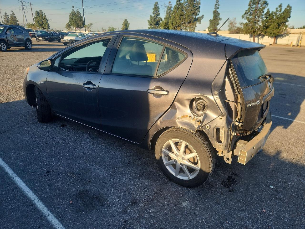 2012 TOYOTA PRIUS C FOUR photo 3