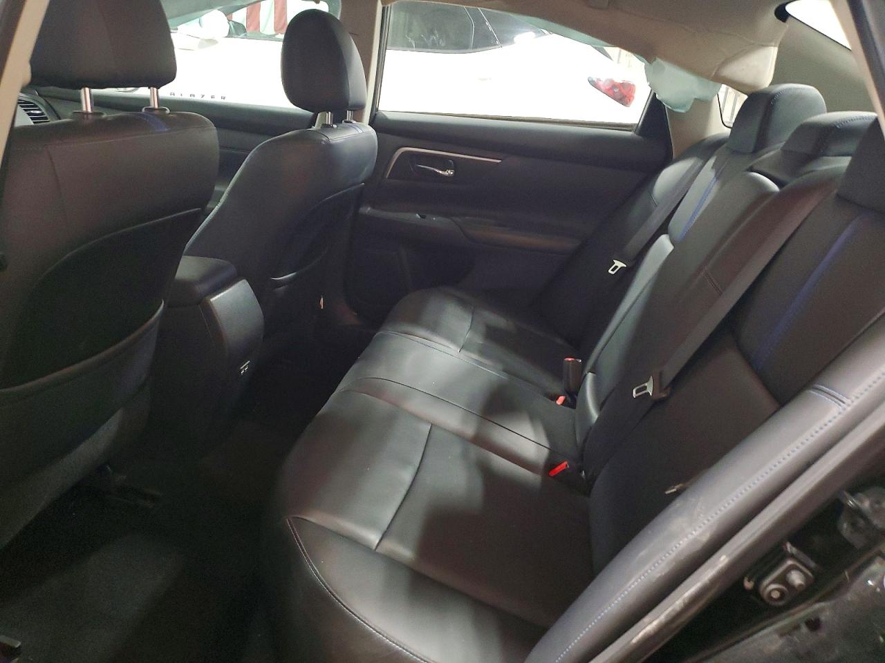 2018 NISSAN ALTIMA 2.5 SR photo 10