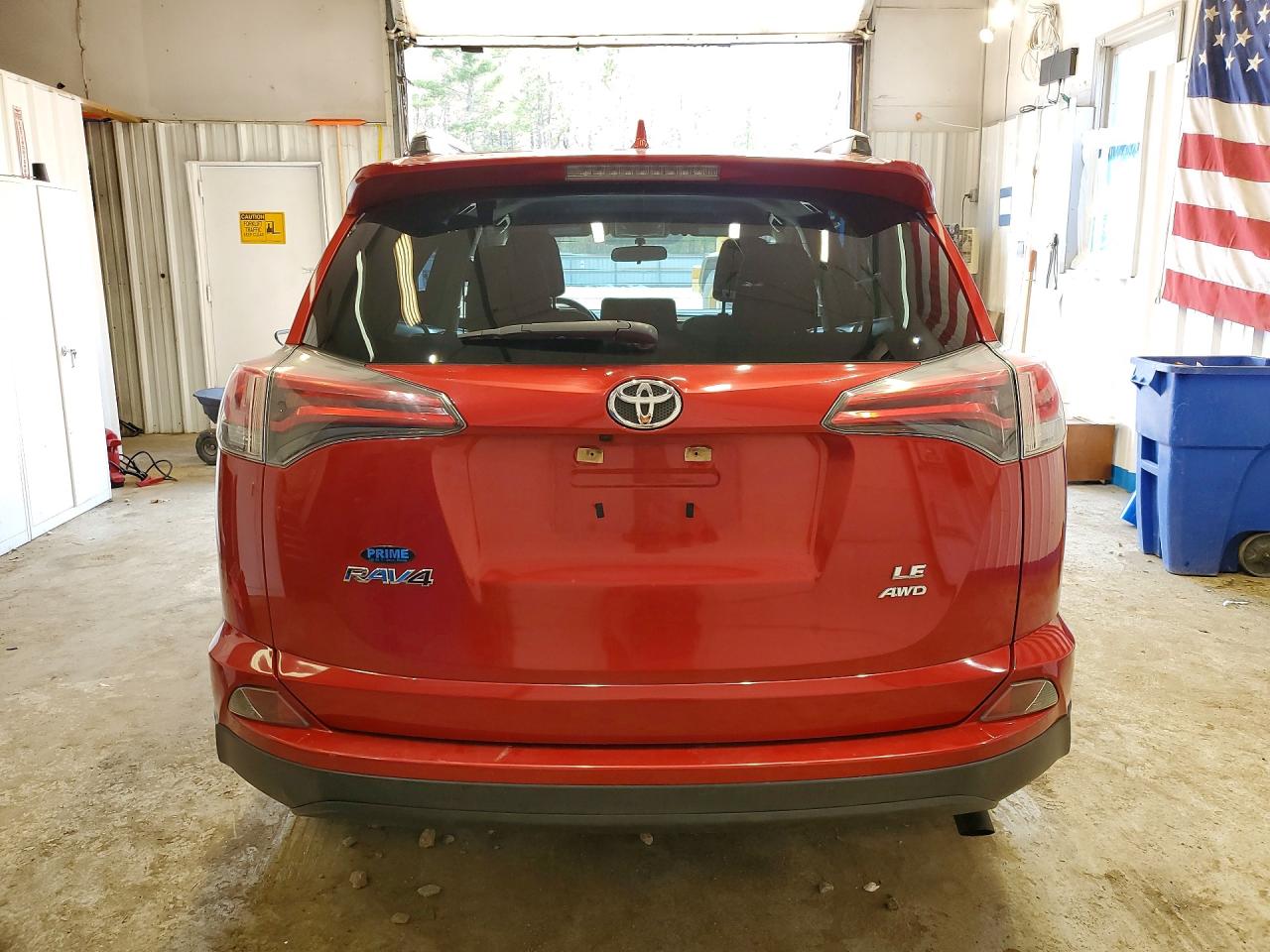 2016 TOYOTA RAV4 LE photo 6