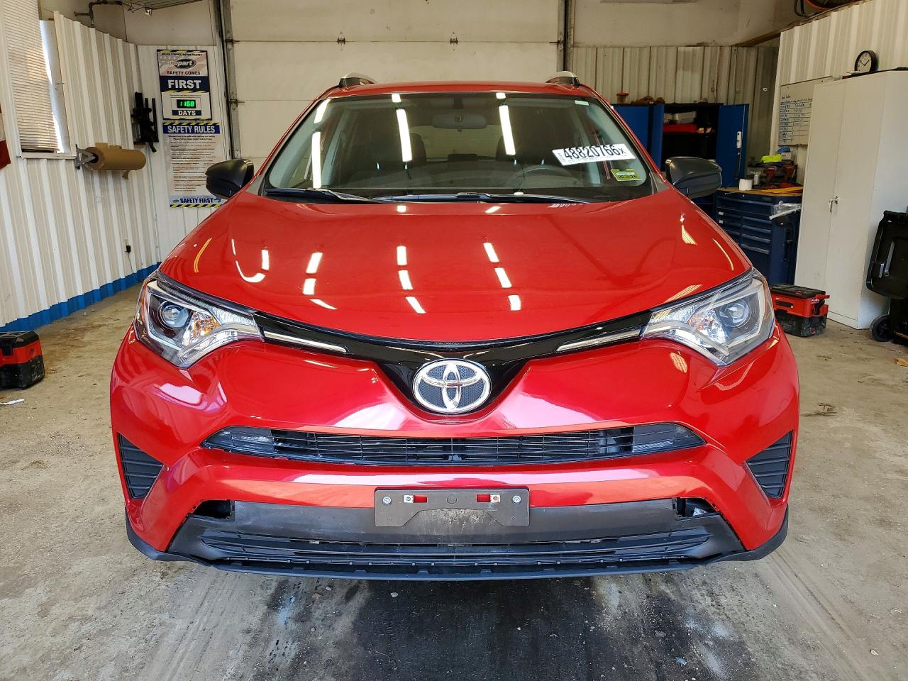 2016 TOYOTA RAV4 LE photo 5