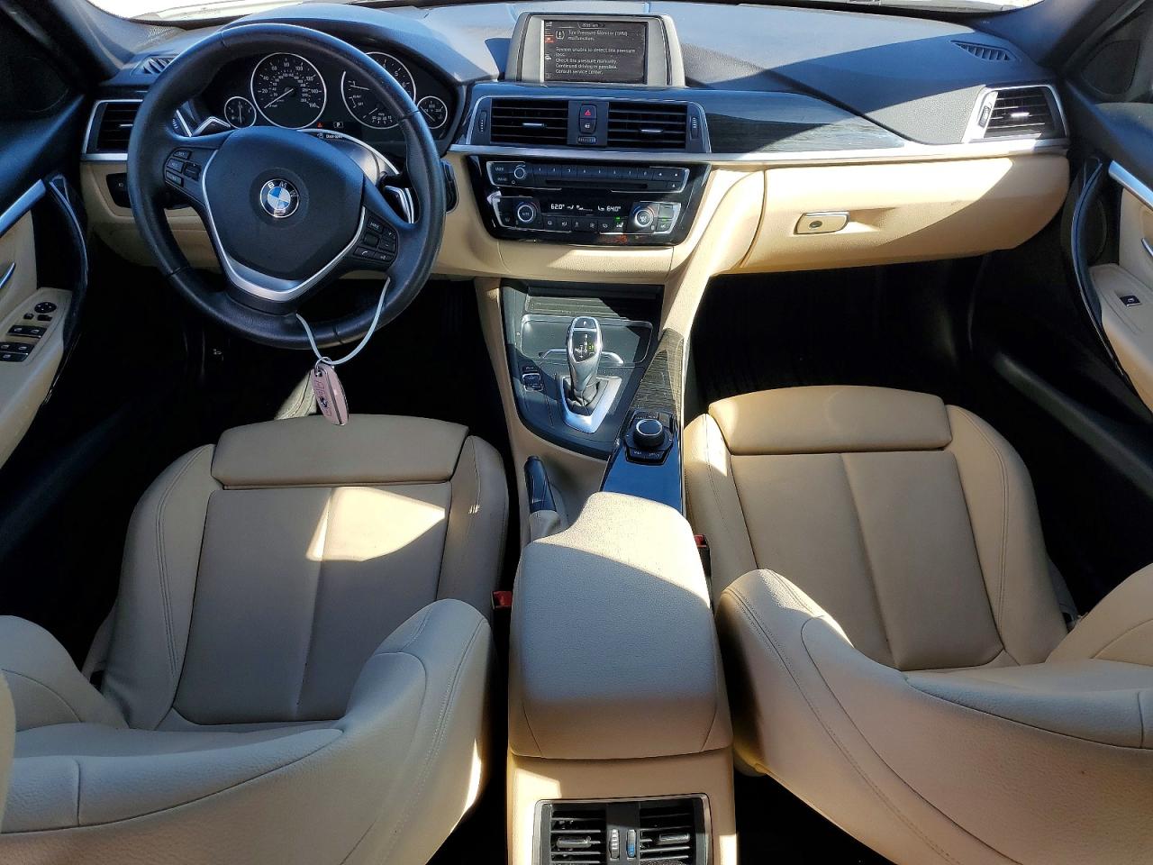 2017 BMW 330 I photo 8