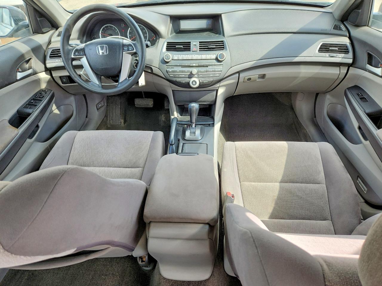 2010 HONDA ACCORD LX photo 15