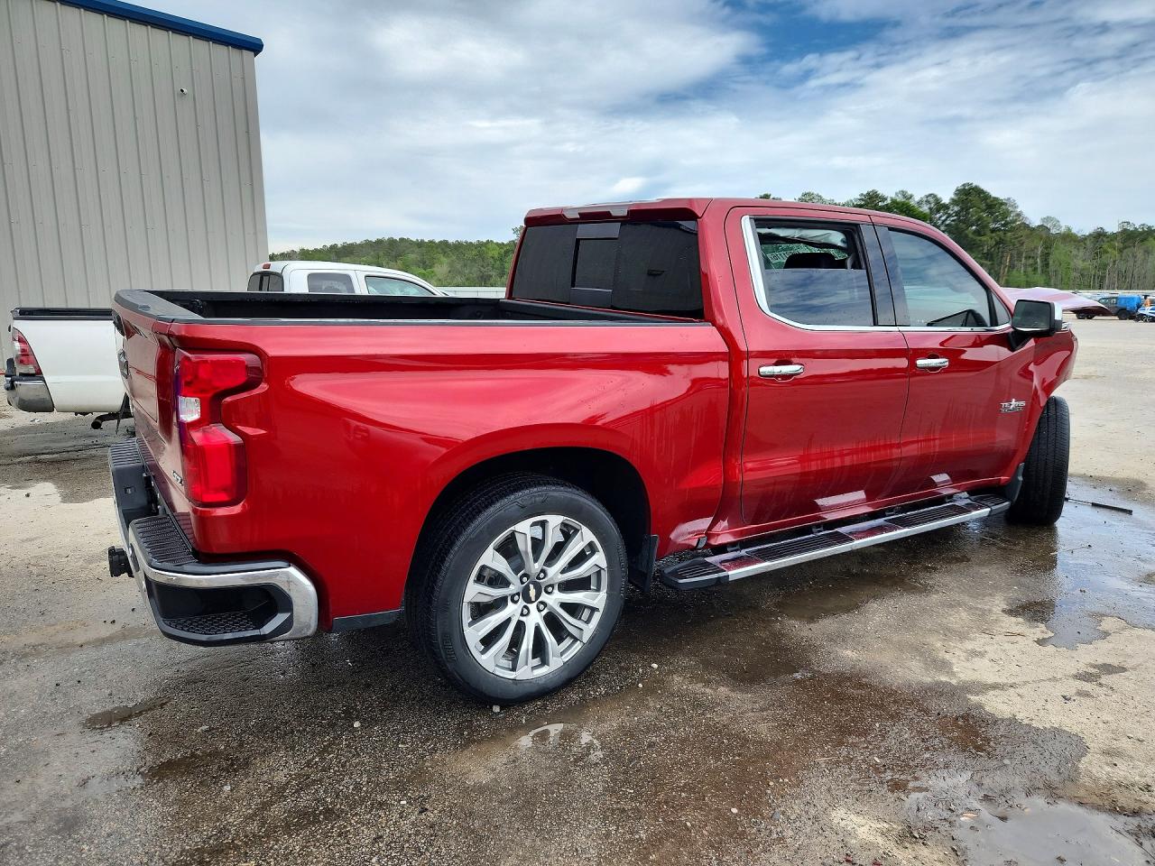 2023 CHEVROLET SILVERADO K1500 LTZ photo 3