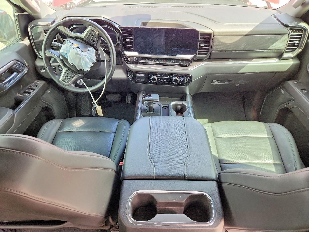 2023 CHEVROLET SILVERADO K1500 LTZ photo 8