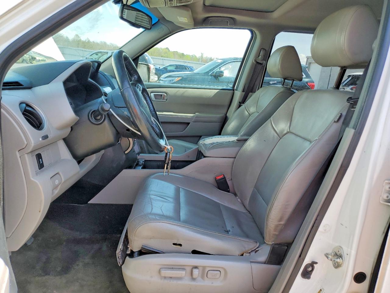 2015 HONDA PILOT EXL photo 19