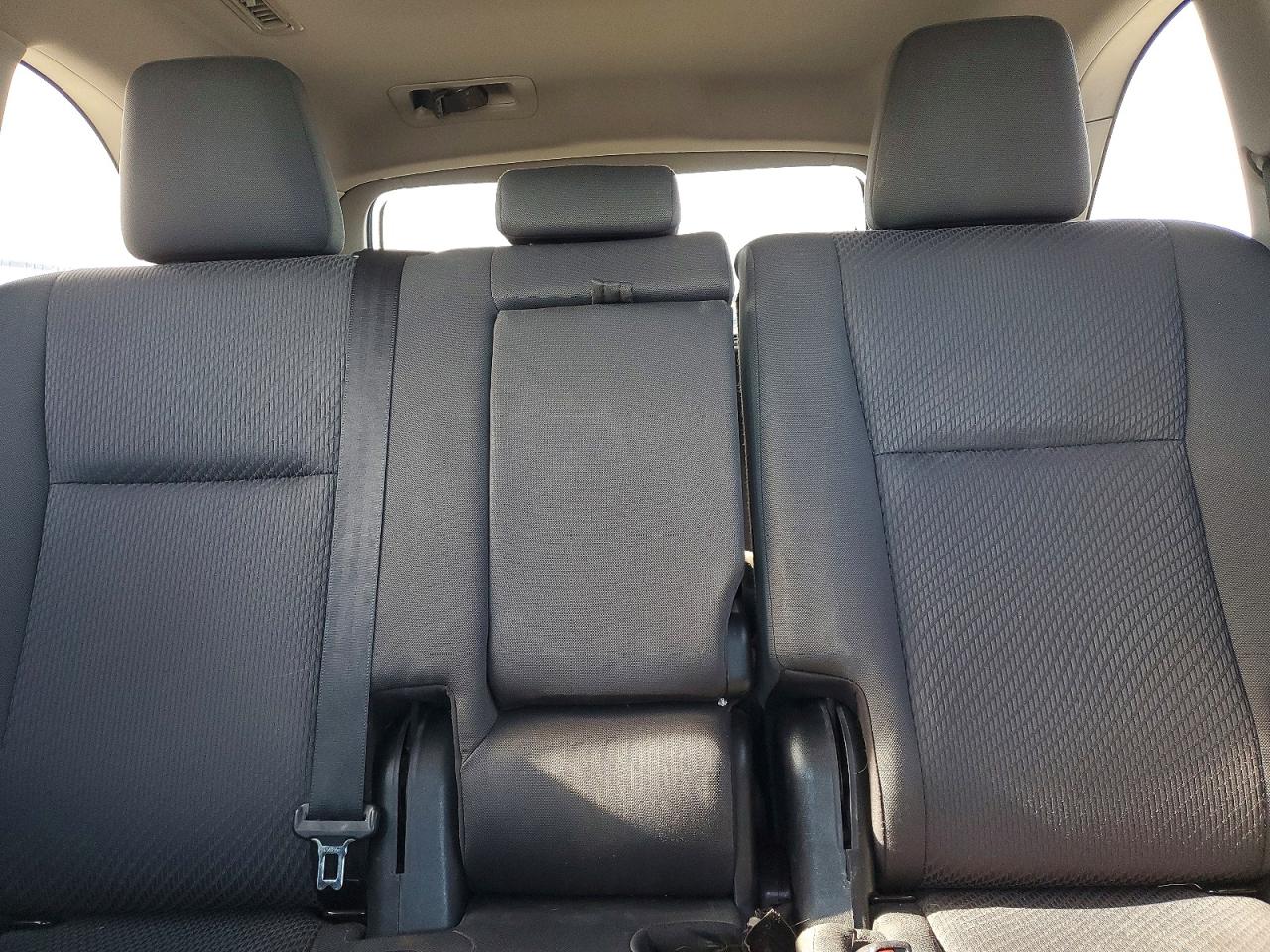 2018 TOYOTA HIGHLANDER HYBRID LE photo 19