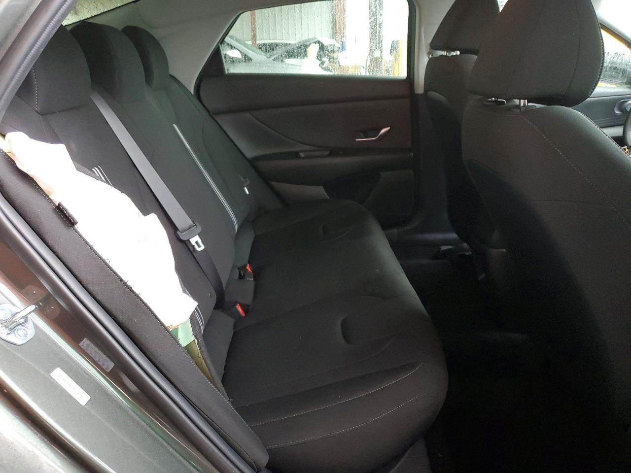 2024 HYUNDAI ELANTRA SEL photo 19