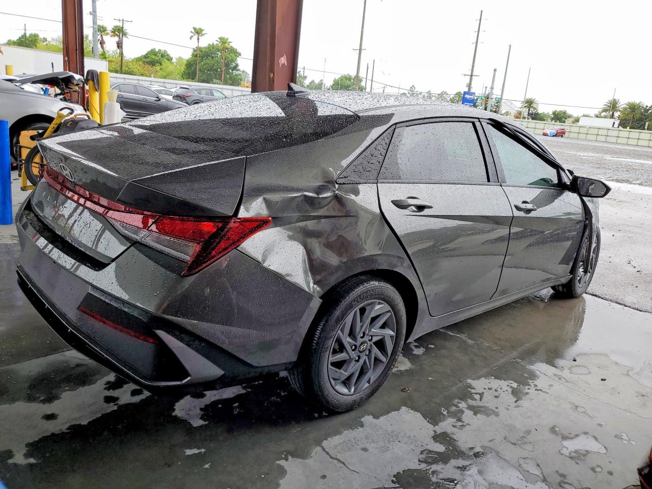 2024 HYUNDAI ELANTRA SEL photo 5