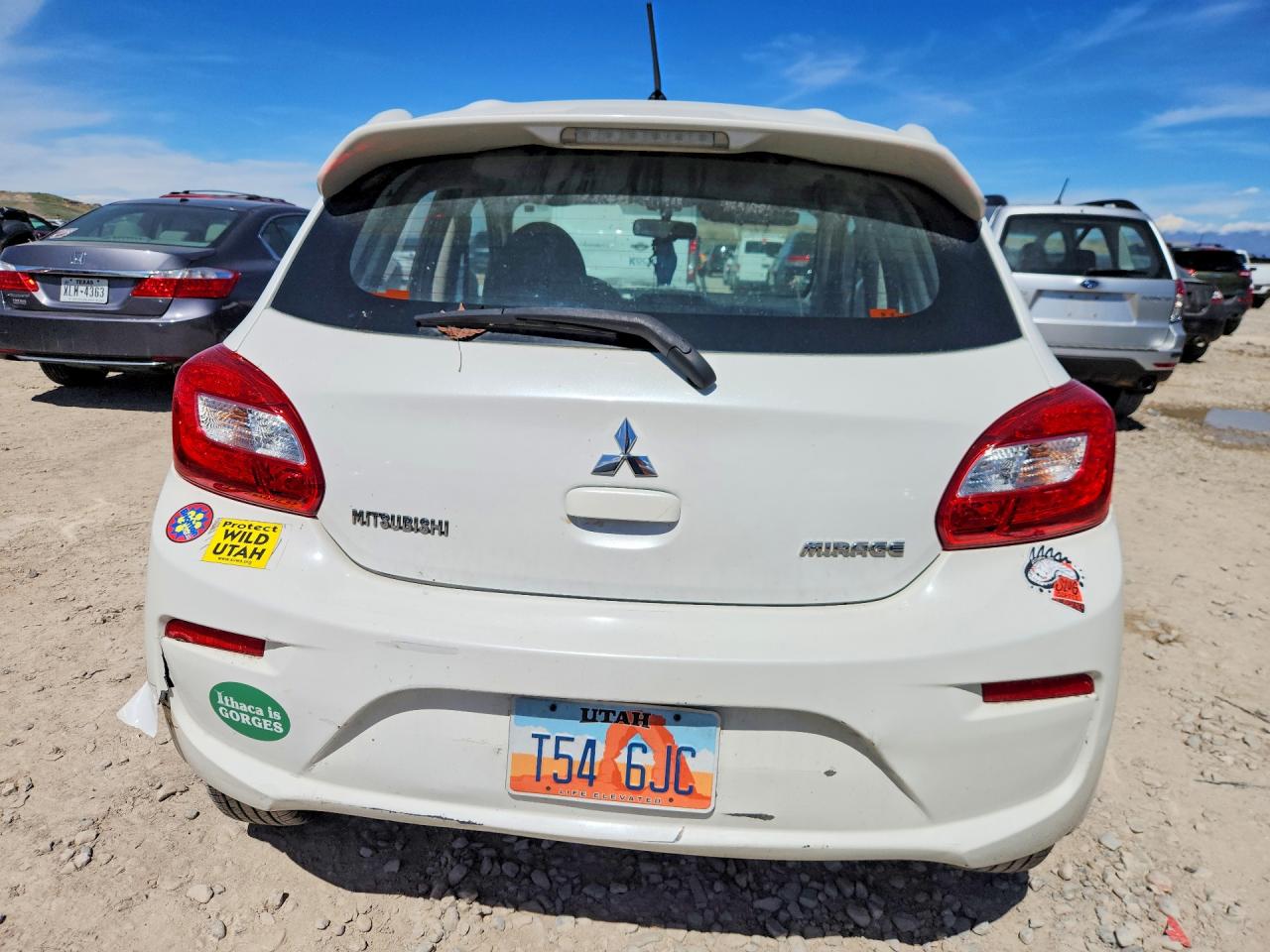 2017 MITSUBISHI MIRAGE ES photo 11