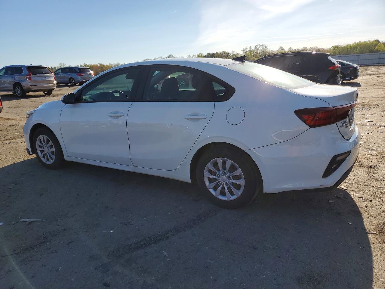 2020 KIA FORTE FE photo 3