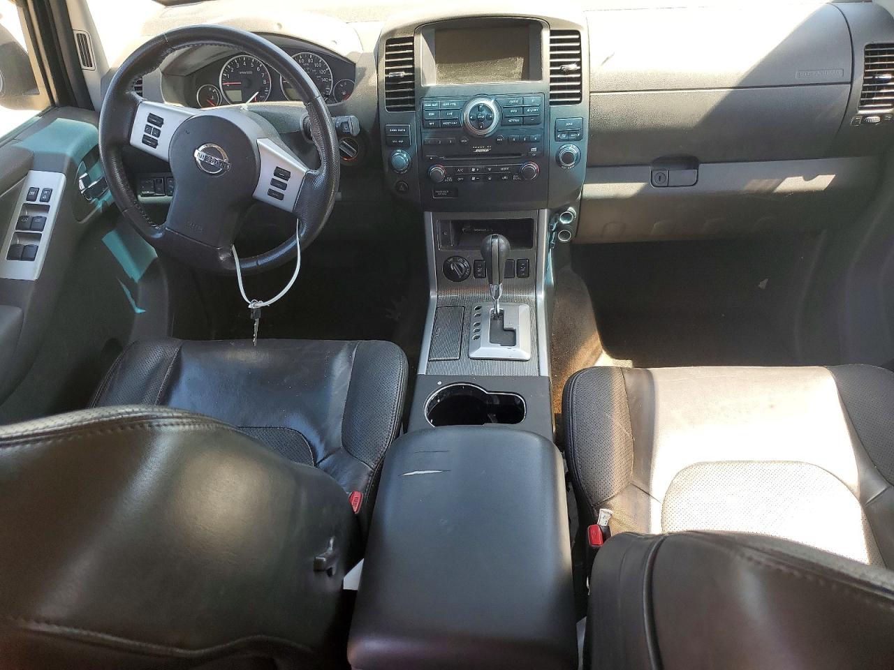 2012 NISSAN PATHFINDER S photo 8