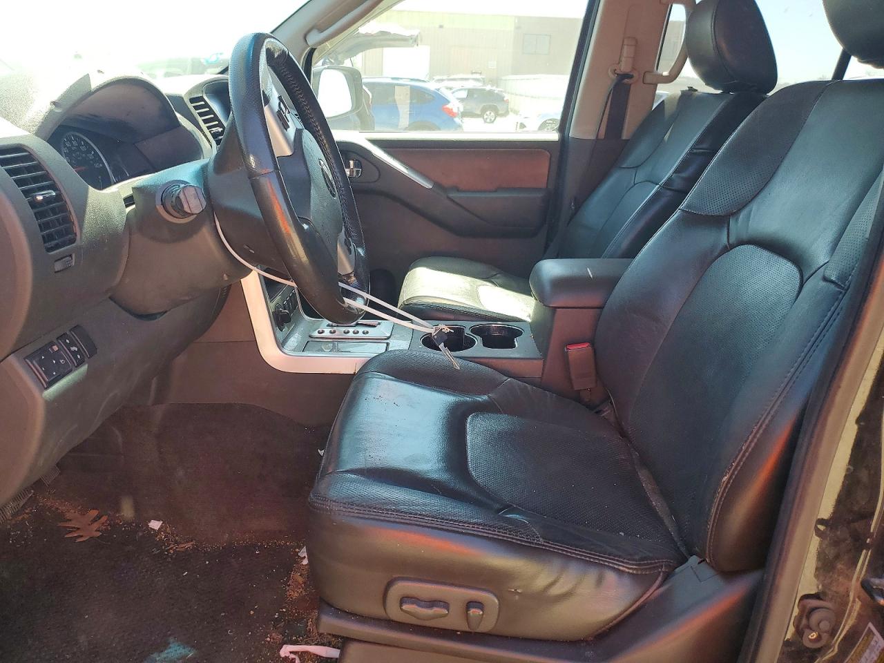 2012 NISSAN PATHFINDER S photo 7
