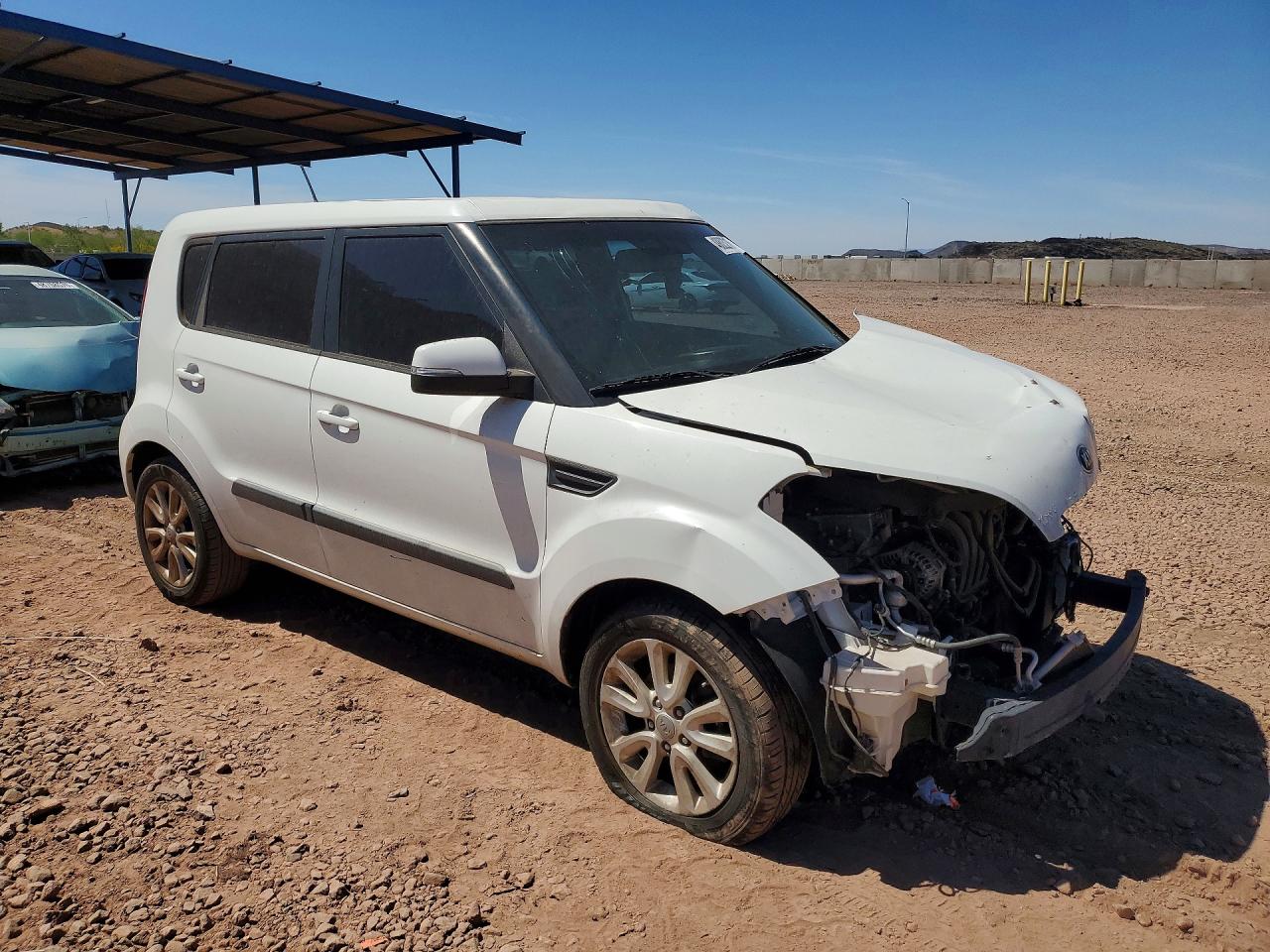2013 KIA SOUL + photo 4