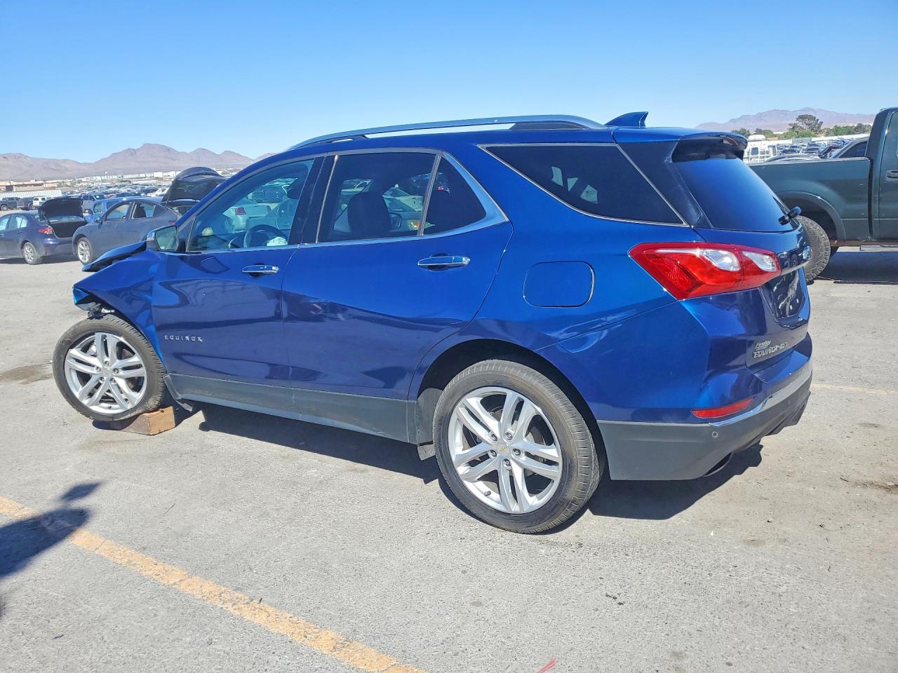 2020 CHEVROLET EQUINOX PREMIER photo 3