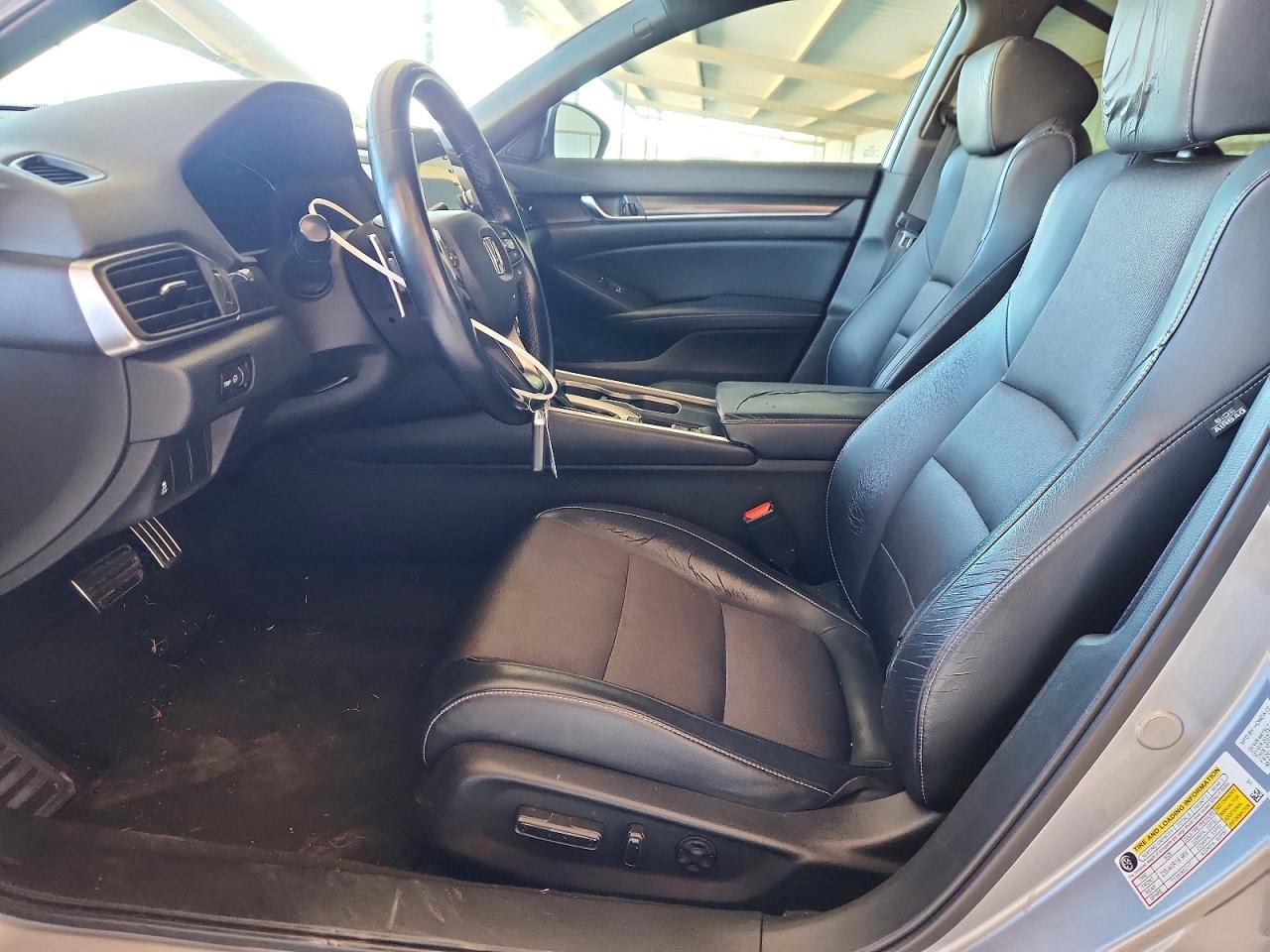 2018 HONDA ACCORD SPORT photo 7