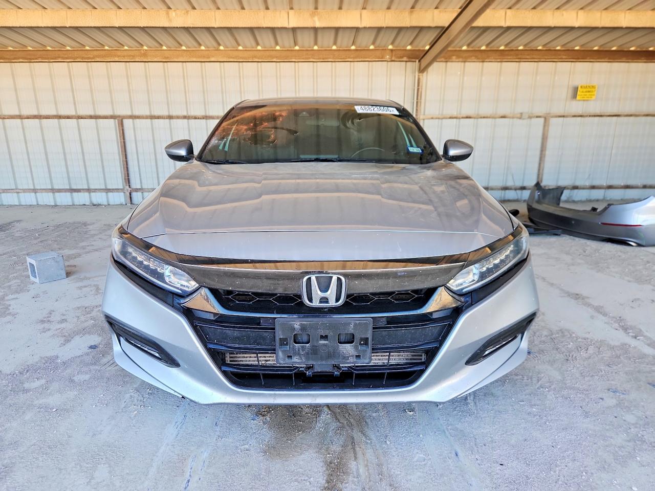 2018 HONDA ACCORD SPORT photo 5