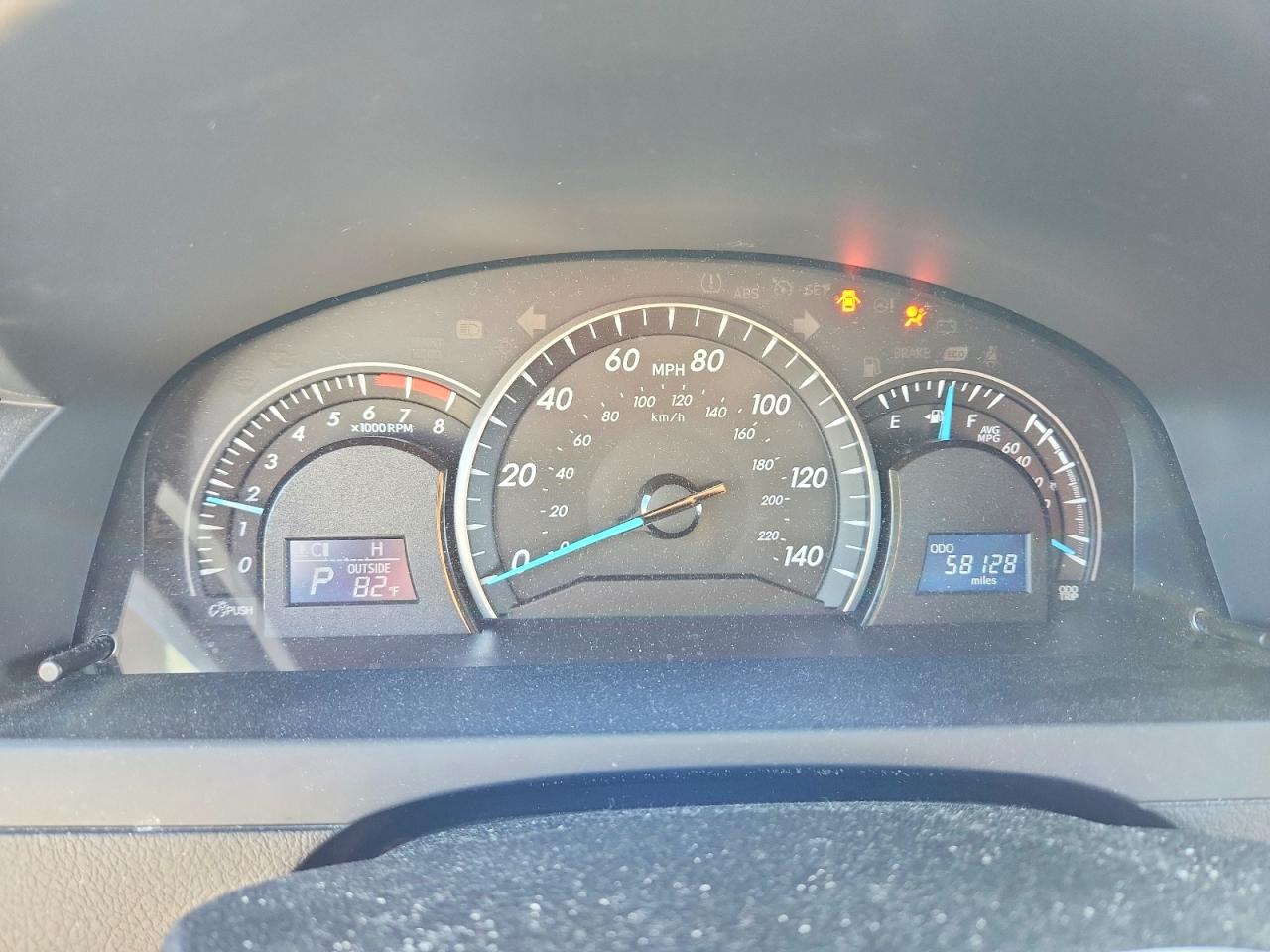 2015 TOYOTA CAMRY LE photo 25