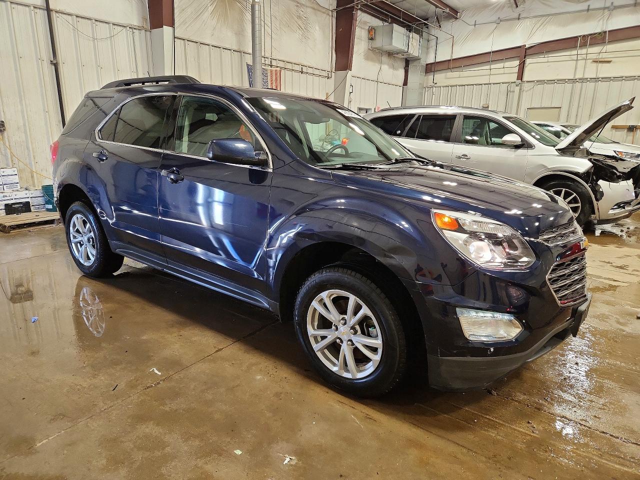 2017 CHEVROLET EQUINOX LT photo 7