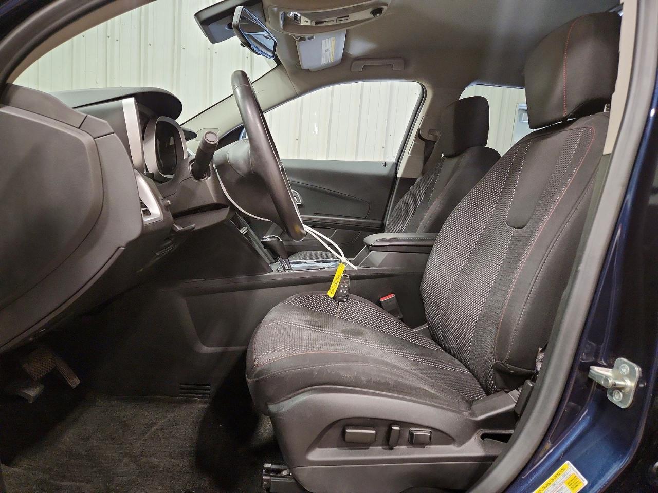 2017 CHEVROLET EQUINOX LT photo 13