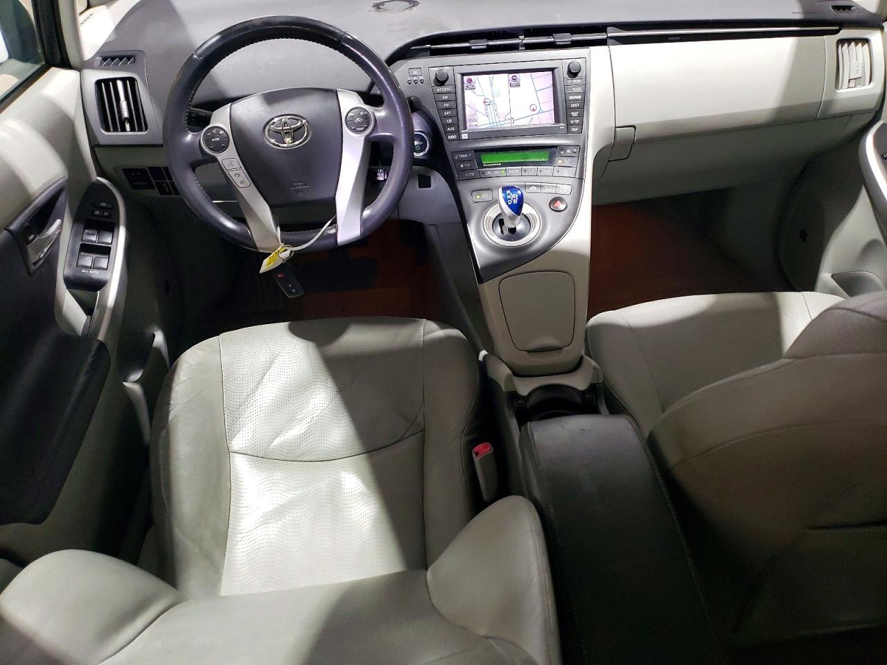 2010 TOYOTA PRIUS IV photo 15