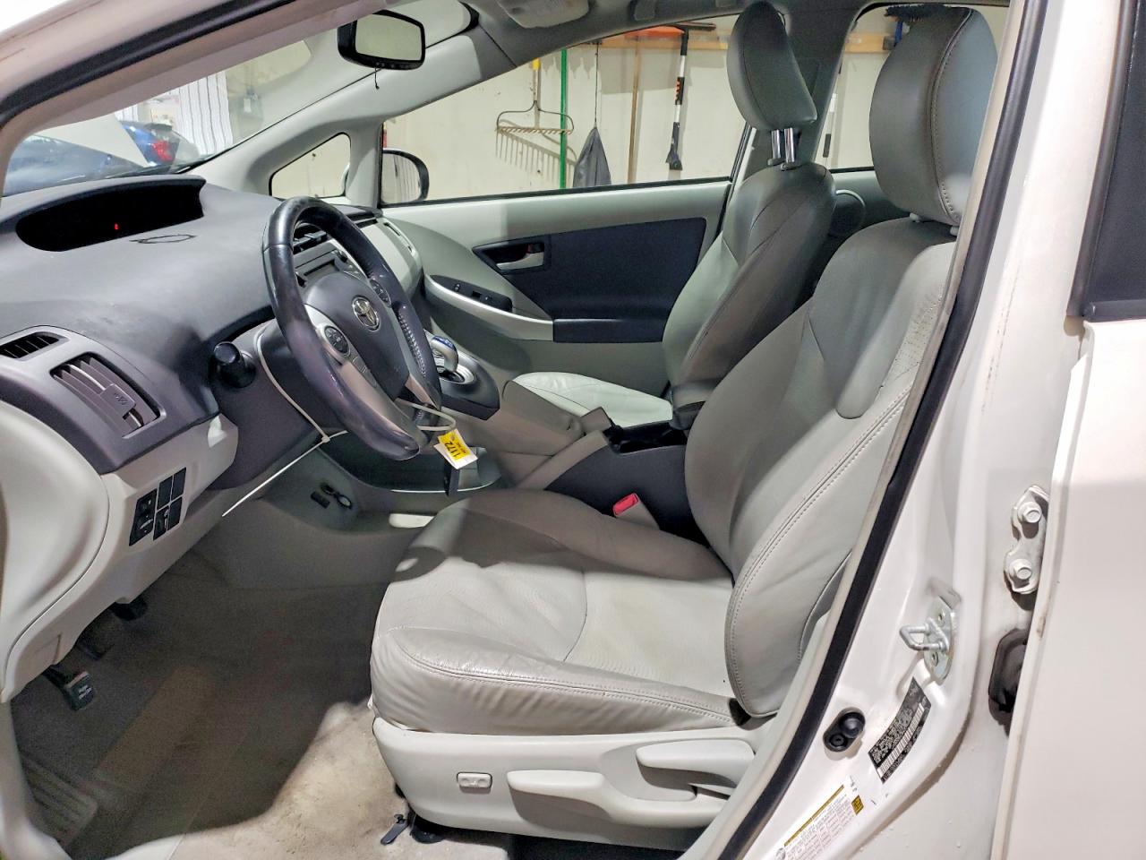2010 TOYOTA PRIUS IV photo 13