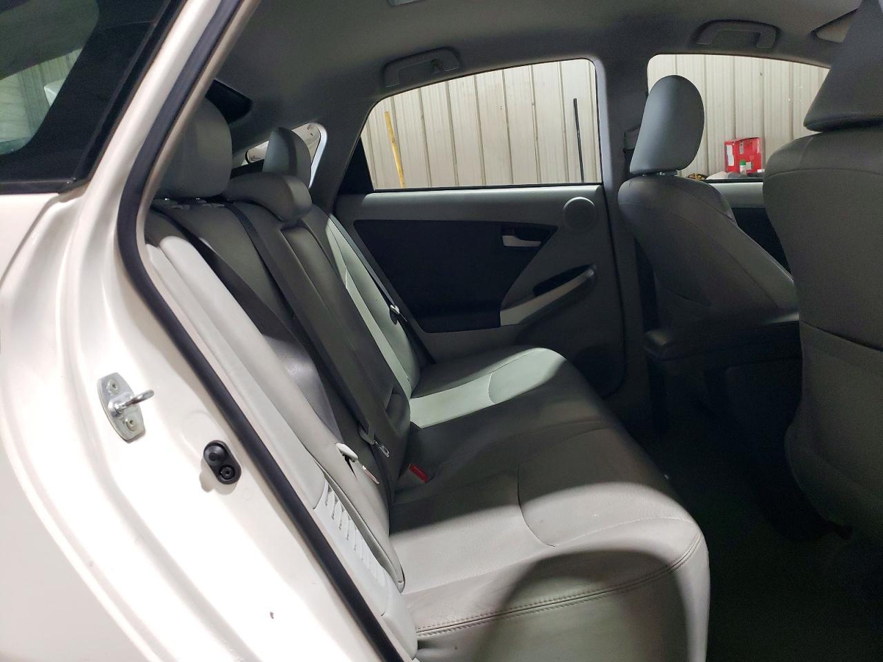 2010 TOYOTA PRIUS IV photo 19
