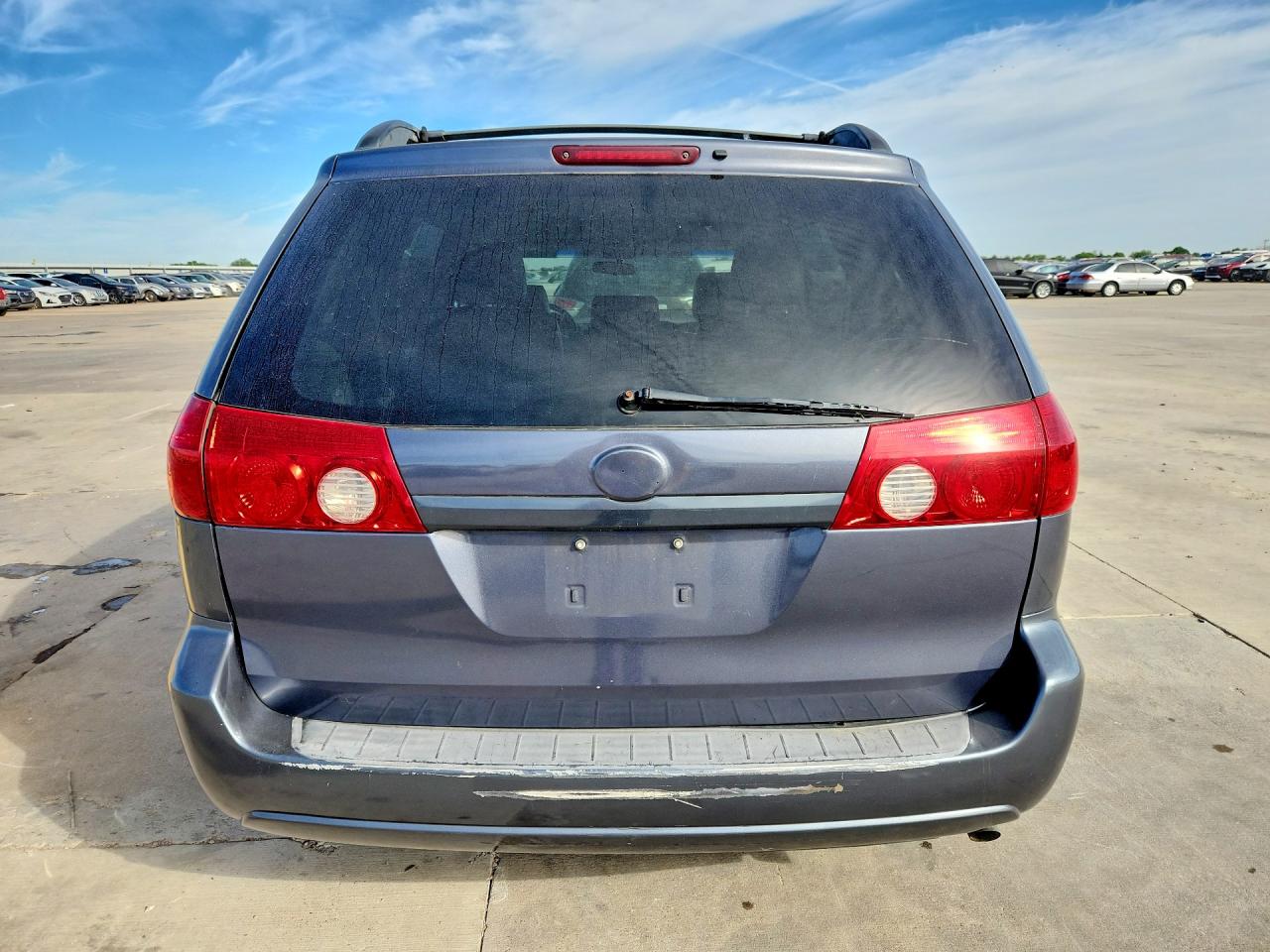 2006 TOYOTA SIENNA LE 8 PASSENGER photo 11