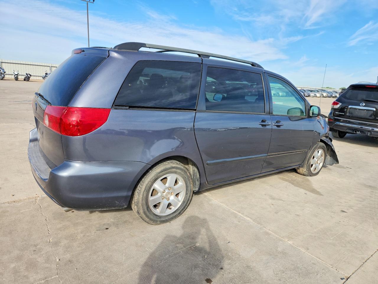 2006 TOYOTA SIENNA LE 8 PASSENGER photo 5