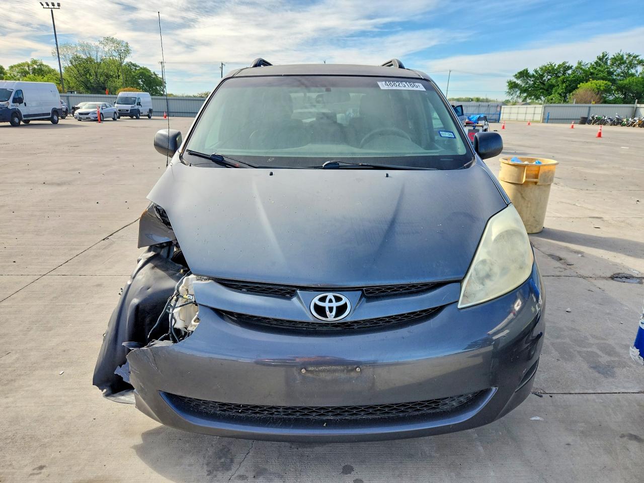 2006 TOYOTA SIENNA LE 8 PASSENGER photo 9