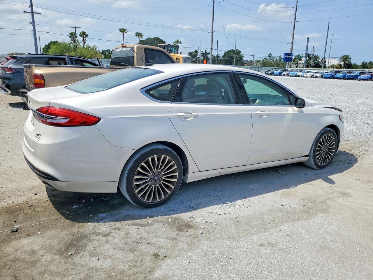 2017 FORD FUSION SE photo 5
