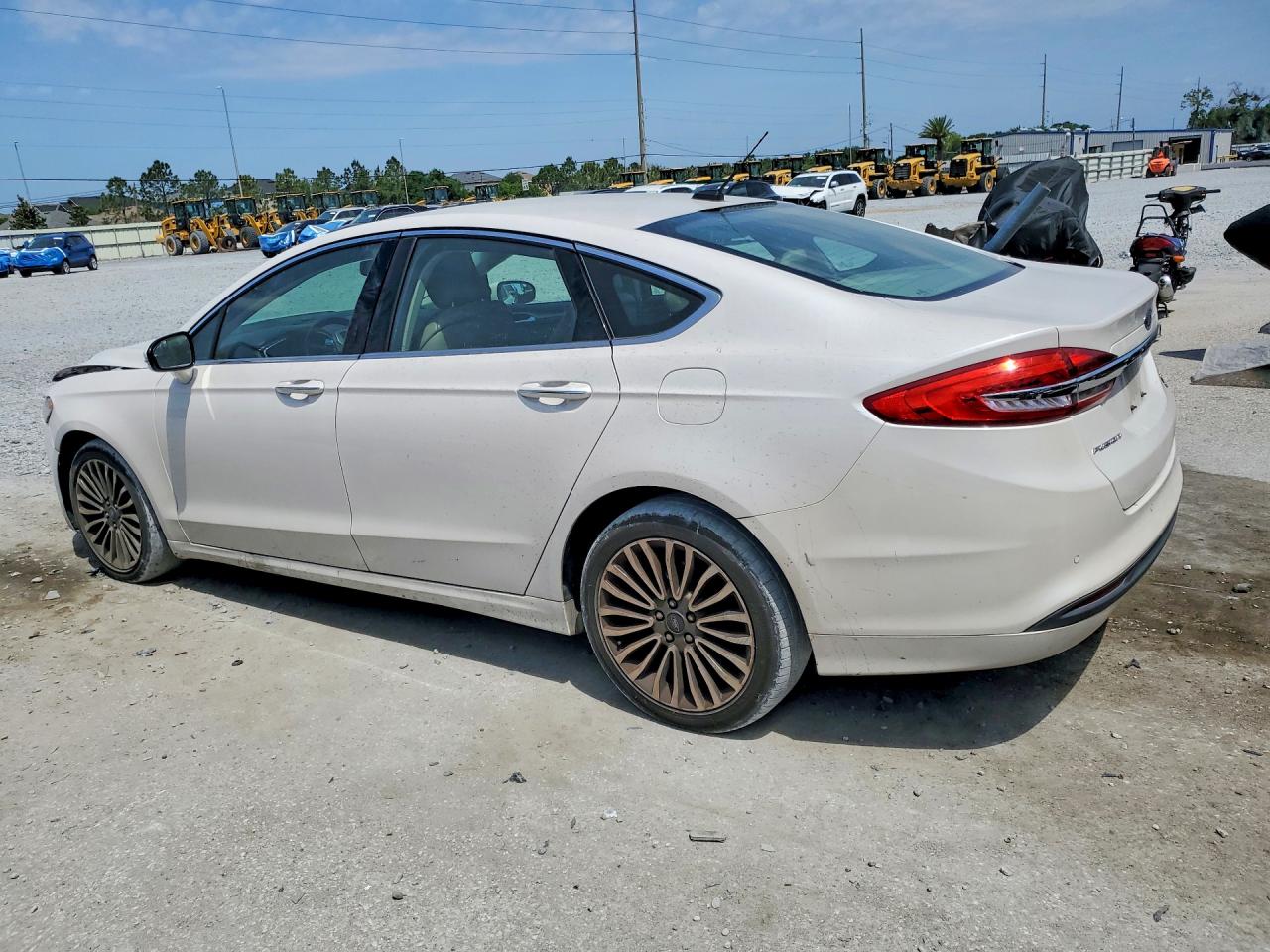2017 FORD FUSION SE photo 3