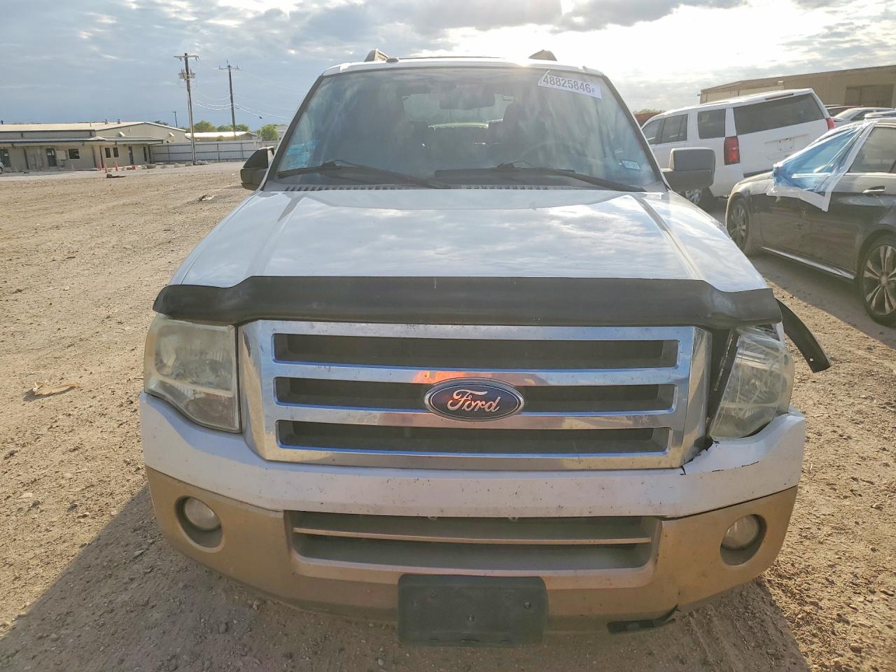 2013 FORD EXPEDITION XLT photo 9