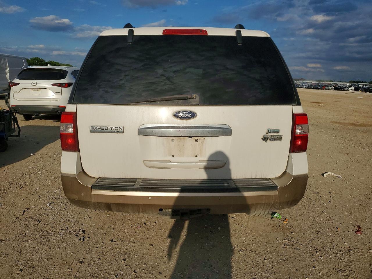 2013 FORD EXPEDITION XLT photo 11